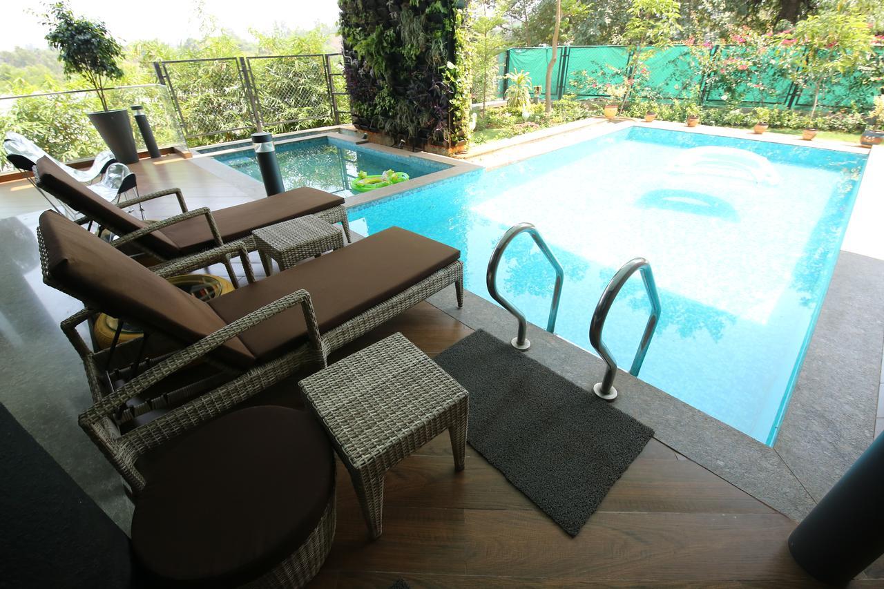 Villa 41 By Stayvista - A Chic Retreat With A Pool, Poker Table, And A Theater Room Lonavala Exterior photo